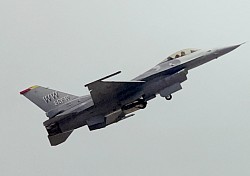 PACAF DEMONSTRATION TEAM　デモチーム  F-16 第5空軍　第35戦闘航空団