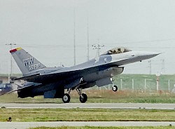 PACAF DEMONSTRATION TEAM　デモチーム  F-16 第5空軍　第35戦闘航空団