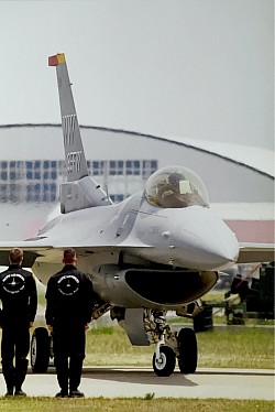 PACAF DEMONSTRATION TEAM　デモチーム  F-16 第5空軍　第35戦闘航空団